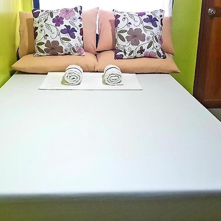 Amelia Homestay Puerto Princesa Luaran gambar