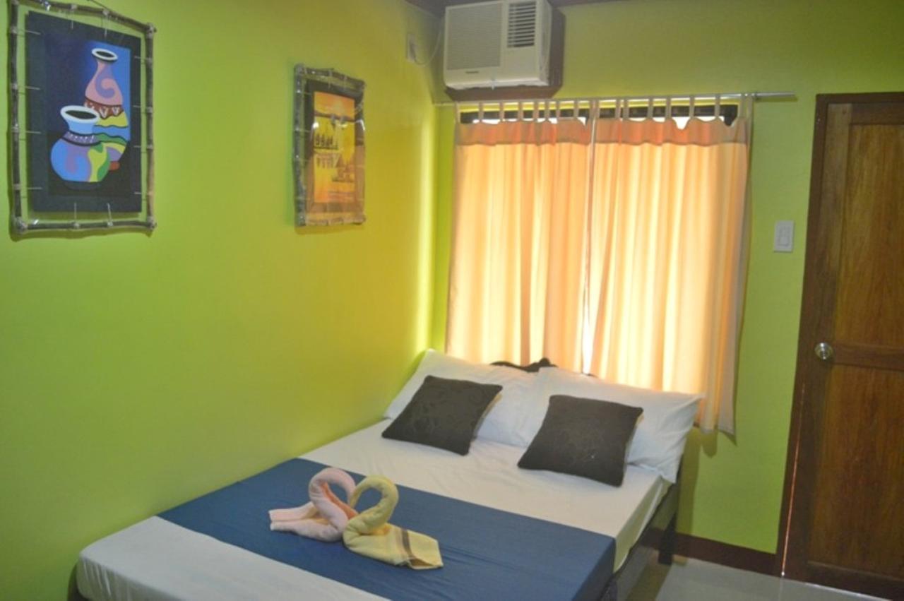 Amelia Homestay Puerto Princesa Luaran gambar